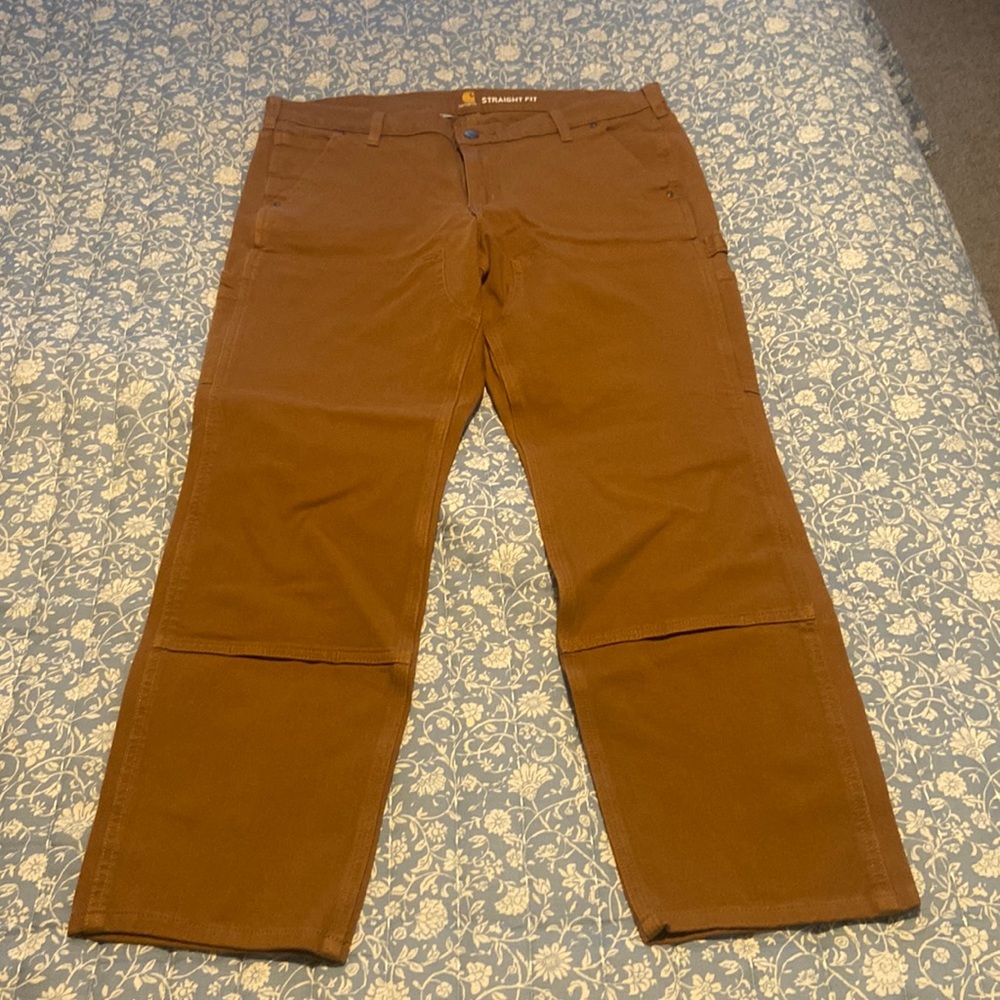 NWOT Rust colored Carhartt jeans!